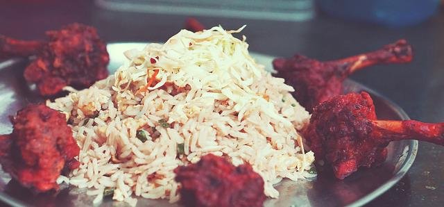 can cats eat rice and chicken