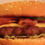 can cats eat ground beef